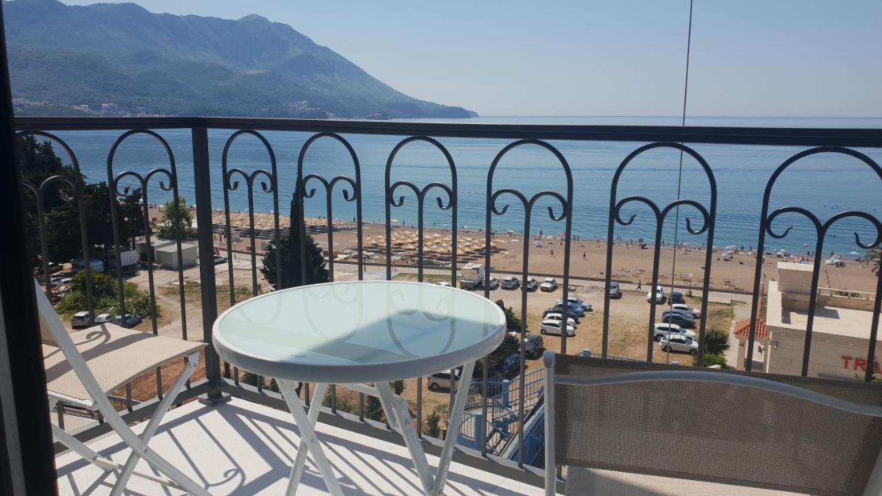 Hotel Svarog Bečići المظهر الخارجي الصورة