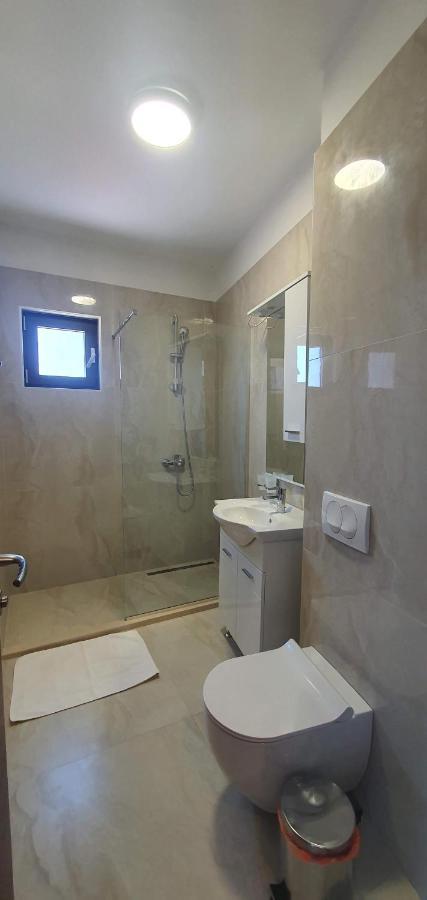 Hotel Svarog Bečići المظهر الخارجي الصورة