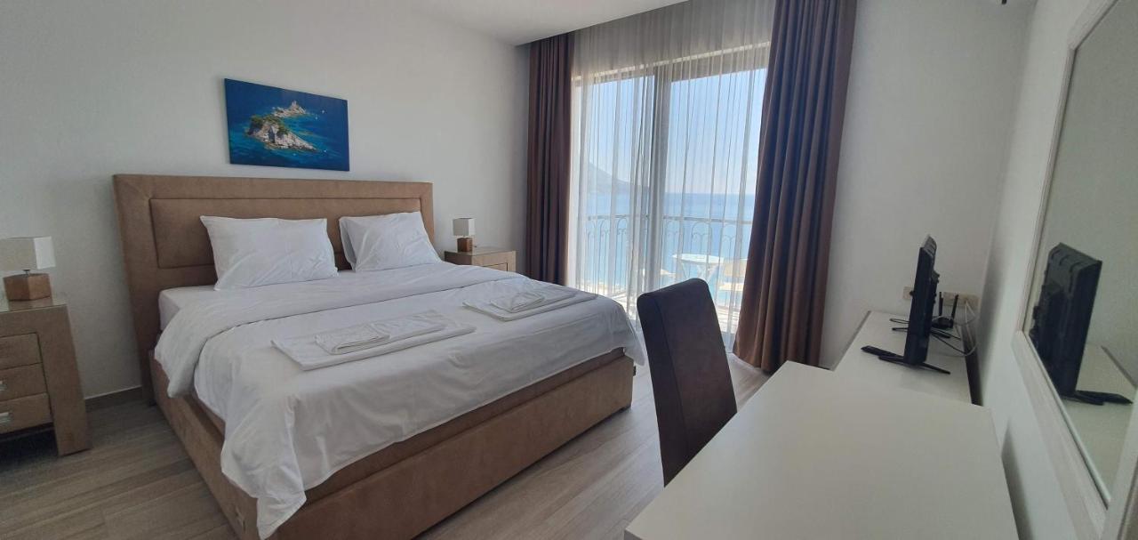Hotel Svarog Bečići المظهر الخارجي الصورة